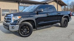 2017 Toyota Tundra SR5