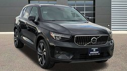 2025 Volvo XC40 B5 Plus Bright Theme