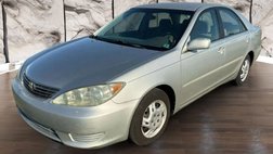 2005 Toyota Camry LE