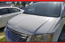 2012 Chrysler Town and Country Touring-L