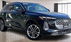 2025 Audi Q5 quattro Premium TFSI