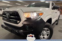 2017 Toyota Tacoma SR