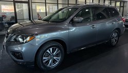 2017 Nissan Pathfinder SL