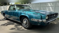 1969 Ford Thunderbird landau