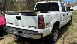 2005 Chevrolet Silverado 1500 LS