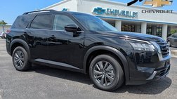 2022 Nissan Pathfinder SV
