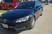 2014 Volkswagen Passat S