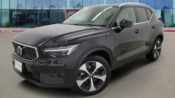 2025 Volvo XC40 B5 Plus Bright Theme