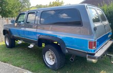 1990 Chevrolet Suburban Shield V2500