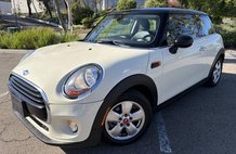 2017 MINI Hardtop Cooper