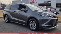 2025 Toyota Sienna XLE 7-Passenger