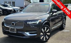 2024 Volvo XC90 Recharge T8 Ultimate Bright Theme 6P