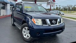 2006 Nissan Pathfinder LE