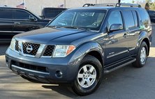 2005 Nissan Pathfinder SE Off Road