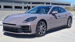 2025 Porsche Panamera 4