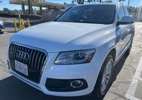 2016 Audi Q5 2.0T quattro Premium