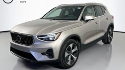 2024 Volvo XC40 B5 Plus Bright Theme