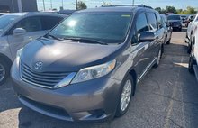 2015 Toyota Sienna LE 7-Passenger