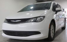 2020 Chrysler Voyager LXi