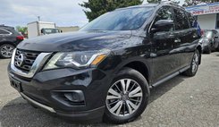 2020 Nissan Pathfinder S