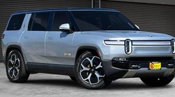 2023 Rivian R1S Adventure