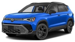 2025 Volkswagen Taos SE Black 4Motion