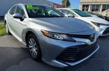 2020 Toyota Camry Hybrid LE