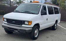 2006 Ford E-Series E-350 Super Duty XLT Extended Passenger Van