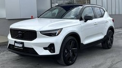 2026 Volvo XC40 B5 Ultra Black Edition