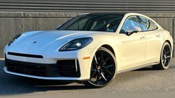 2025 Porsche Panamera 4