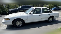 1996 Ford Crown Victoria POLICE INTERCEPTOR