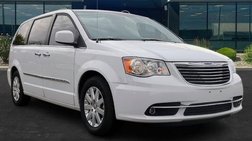 2016 Chrysler Town and Country Touring