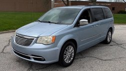 2013 Chrysler Town and Country Touring-L