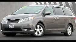 2017 Toyota Sienna LE