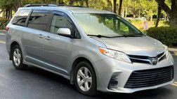 2018 Toyota Sienna LE
