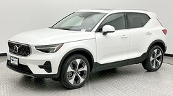 2025 Volvo XC40 B5 Core Bright Theme