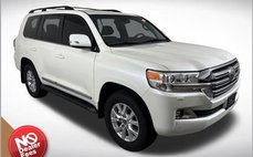 2019 Toyota Land Cruiser Base