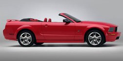 2007 Ford Mustang GT Deluxe