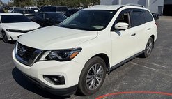 2017 Nissan Pathfinder SL
