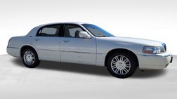 2007 Lincoln Town Car Signature Limited