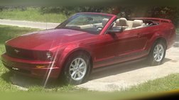 2005 Ford Mustang V6 Deluxe