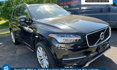 2017 Volvo XC90 T5 Momentum