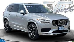 2021 Volvo XC90 T6 Momentum 6-Passenger