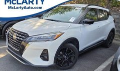 2022 Nissan Kicks SR