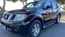 2011 Nissan Pathfinder Silver Edition