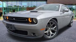 2016 Dodge Challenger SXT Plus