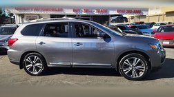 2017 Nissan Pathfinder Platinum