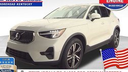 2023 Volvo XC40 B5 Plus Bright Theme