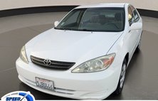 2004 Toyota Camry XLE
