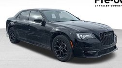 2023 Chrysler 300 Touring L